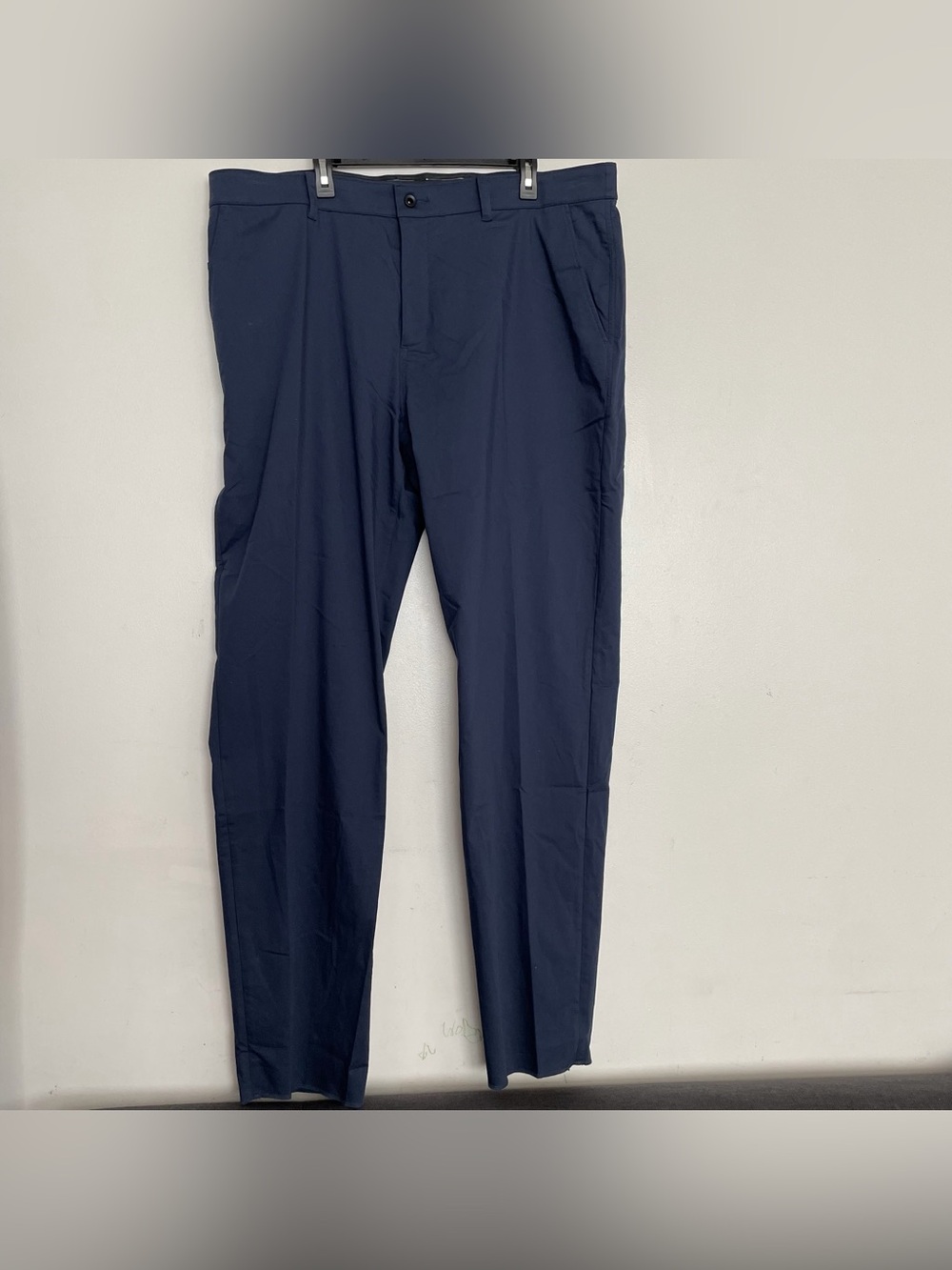Men’s Nike Dri Fit Standard Fit Golf Chino Pants Size 42 DN3762-451